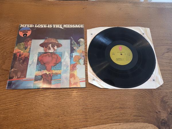 MFSB: Love is the Message 1973 CBS PIR 65864 Holländische Pressung VG+/VG+